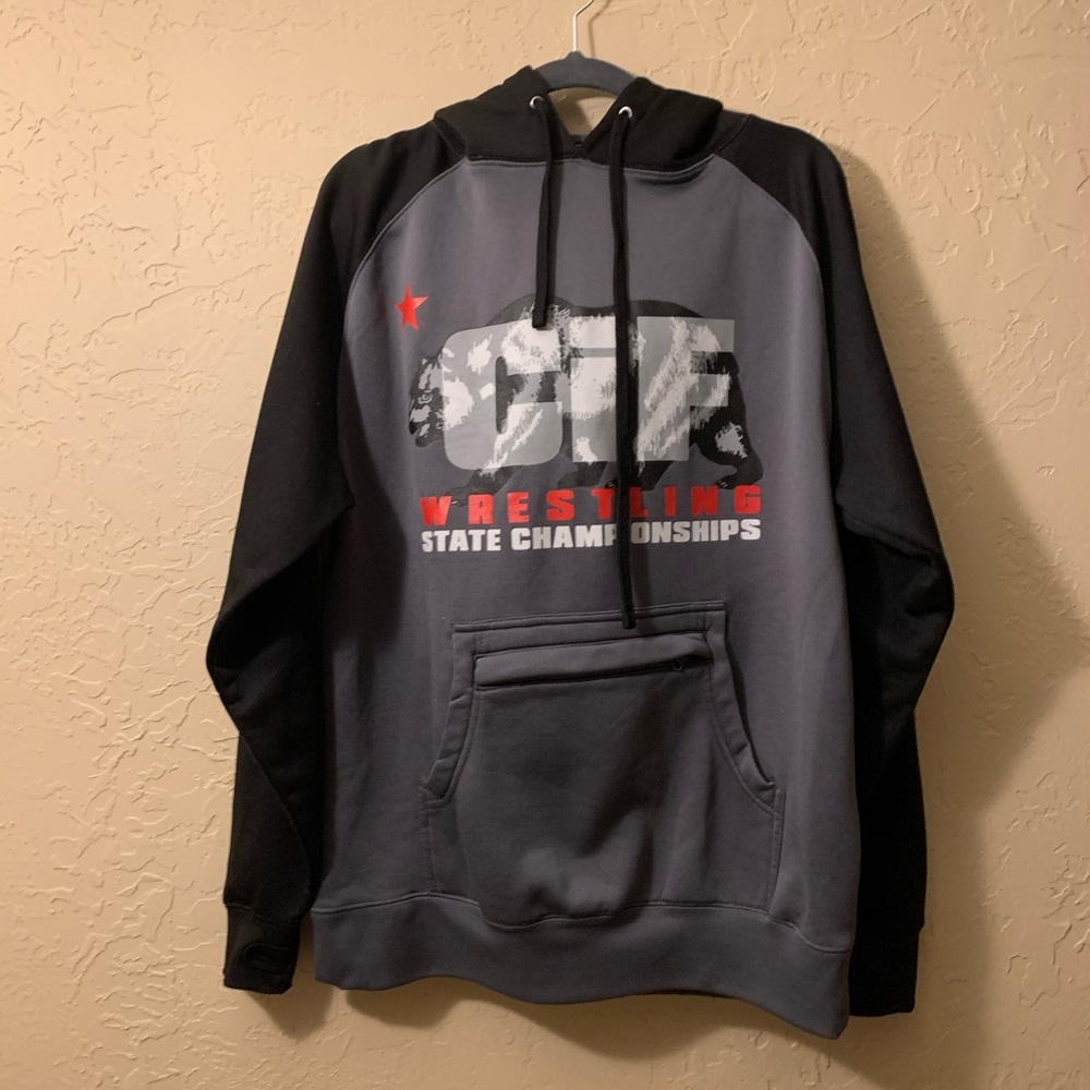 Sweatshirt